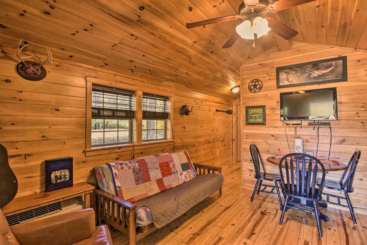Rural Cabin Hideaway With Fire Pit And Mtn Views! Parsons ภายนอก รูปภาพ